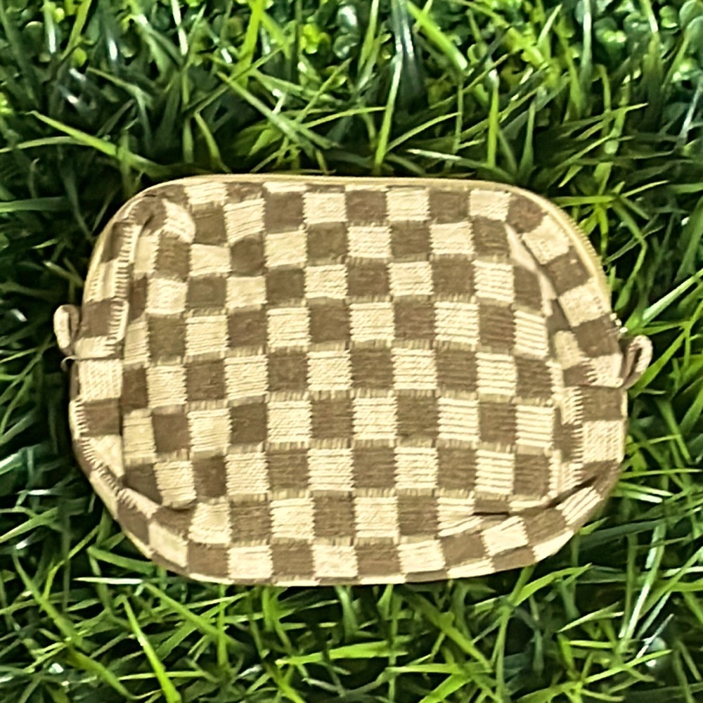 🎉❤️ NEW Bella Mocha Checkered Cosmetic Makeup Case Pouch